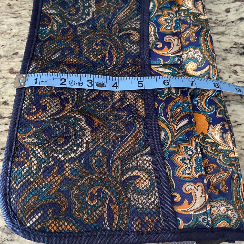 Vercord purse organizer bag travel 13 pockets splash wave paisley new with tags - Picture 8 of 8